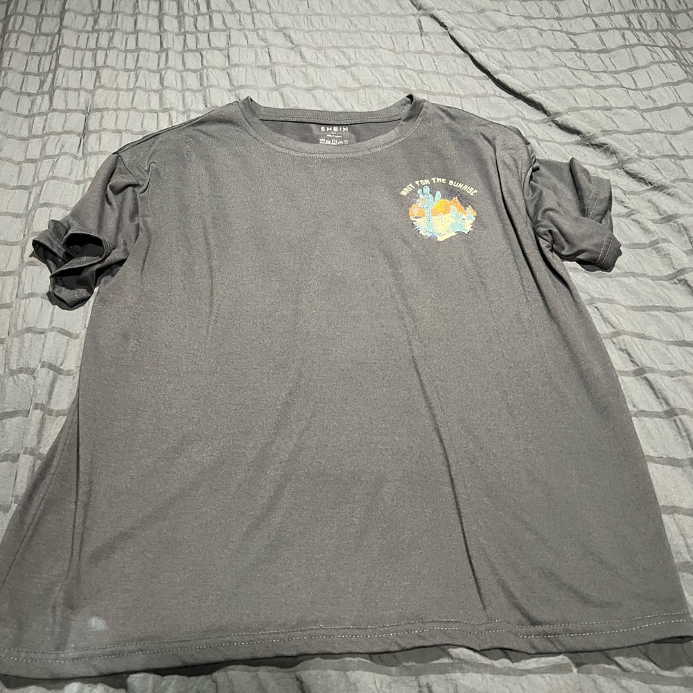 SHEIN Gray Short Sleeve Tee